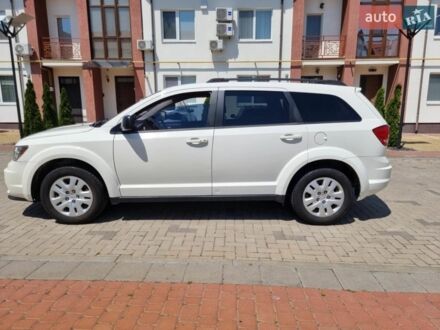 Білий Додж Джорні, об'ємом двигуна 2.4 л та пробігом 184 тис. км за 10000 $, фото 1 на Automoto.ua