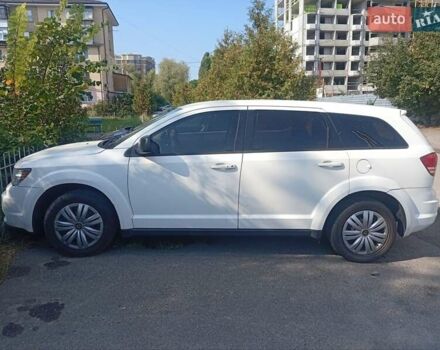 Білий Додж Джорні, об'ємом двигуна 2.36 л та пробігом 180 тис. км за 8600 $, фото 1 на Automoto.ua