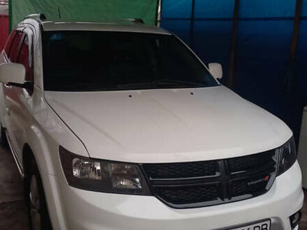 Белый Додж Джорни, объемом двигателя 2.36 л и пробегом 119 тыс. км за 13800 $, фото 1 на Automoto.ua