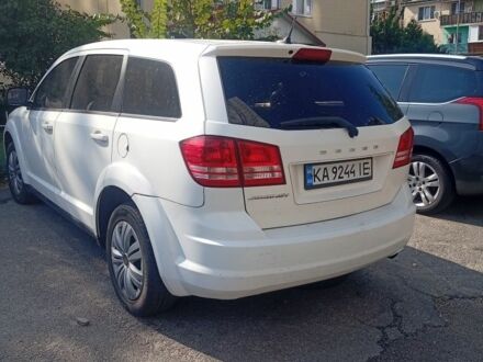 Білий Додж Джорні, об'ємом двигуна 2.4 л та пробігом 180 тис. км за 7900 $, фото 1 на Automoto.ua