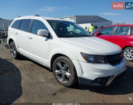 Белый Додж Джорни, объемом двигателя 2.36 л и пробегом 220 тыс. км за 8200 $, фото 1 на Automoto.ua