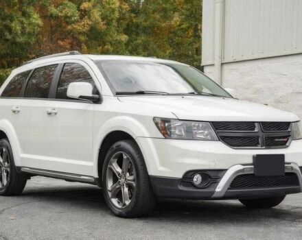 Белый Додж Джорни, объемом двигателя 2.4 л и пробегом 77 тыс. км за 4100 $, фото 1 на Automoto.ua