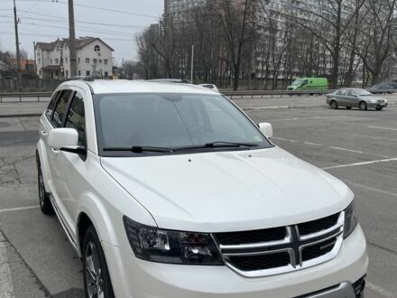 Додж Джорни 2016 в Днепре (Днепропетровске) на Automoto.ua Белый Додж Джорни, объемом двигателя 2.4 л и пробегом 180 тыс. км за 14650 $, фото 1 на Automoto.ua