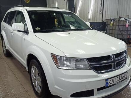 Білий Додж Джорні, об'ємом двигуна 2.36 л та пробігом 204 тис. км за 8300 $, фото 1 на Automoto.ua