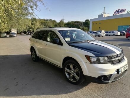 Додж Джорни 2016 в Запорожье на Automoto.ua Белый Додж Джорни, объемом двигателя 3.6 л и пробегом 170 тыс. км за 14800 $, фото 1 на Automoto.ua