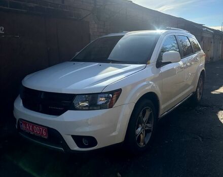 Белый Додж Джорни, объемом двигателя 2.4 л и пробегом 150 тыс. км за 13000 $, фото 1 на Automoto.ua