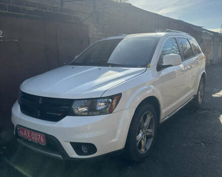 Белый Додж Джорни, объемом двигателя 2.36 л и пробегом 150 тыс. км за 13000 $, фото 1 на Automoto.ua