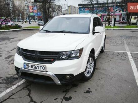 Белый Додж Джорни, объемом двигателя 2.36 л и пробегом 208 тыс. км за 11200 $, фото 1 на Automoto.ua