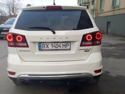 Белый Додж Джорни, объемом двигателя 3.6 л и пробегом 160 тыс. км за 13500 $, фото 1 на Automoto.ua