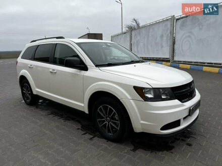 Білий Додж Джорні, об'ємом двигуна 2.36 л та пробігом 122 тис. км за 11000 $, фото 1 на Automoto.ua