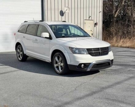 Белый Додж Джорни, объемом двигателя 2.4 л и пробегом 63 тыс. км за 2300 $, фото 1 на Automoto.ua