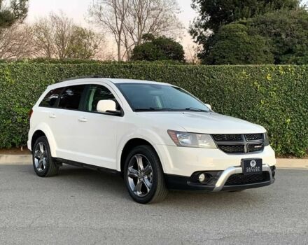 Белый Додж Джорни, объемом двигателя 3.6 л и пробегом 67 тыс. км за 2300 $, фото 1 на Automoto.ua