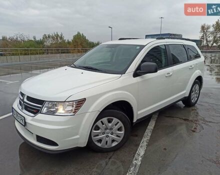 Додж Джорни 2018 в Киеве на Automoto.ua Белый Додж Джорни, объемом двигателя 2.36 л и пробегом 139 тыс. км за 11900 $, фото 1 на Automoto.ua