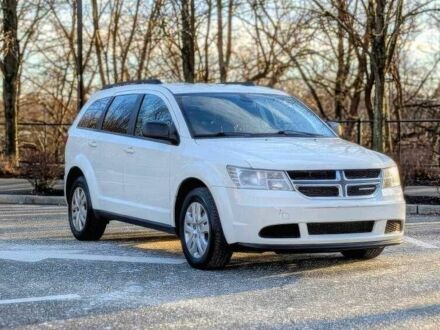 Белый Додж Джорни, объемом двигателя 2.4 л и пробегом 98 тыс. км за 2500 $, фото 1 на Automoto.ua