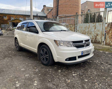 Додж Джорни 2018 в Тернополе на Automoto.ua Белый Додж Джорни, объемом двигателя 2.36 л и пробегом 112 тыс. км за 13000 $, фото 1 на Automoto.ua