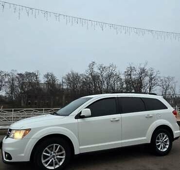 Белый Додж Джорни, объемом двигателя 2.4 л и пробегом 198 тыс. км за 12400 $, фото 1 на Automoto.ua