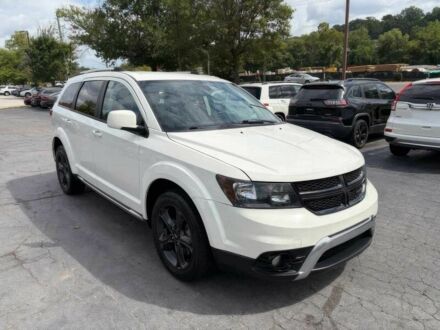 Белый Додж Джорни, объемом двигателя 3.6 л и пробегом 49 тыс. км за 2000 $, фото 1 на Automoto.ua