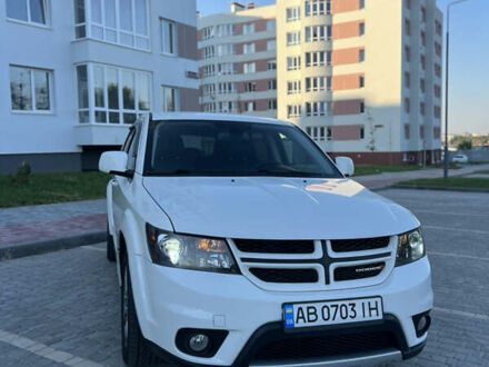 Белый Додж Джорни, объемом двигателя 3.61 л и пробегом 87 тыс. км за 13700 $, фото 1 на Automoto.ua