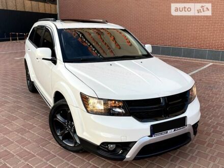 Додж Джорні 2019 у Одесі на Automoto.ua Білий Додж Джорні, об'ємом двигуна 2.36 л та пробігом 77 тис. км за 14600 $, фото 1 на Automoto.ua