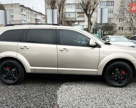 Бежевый Додж Джорни, объемом двигателя 1.97 л и пробегом 154 тыс. км за 8500 $, фото 13 на Automoto.ua