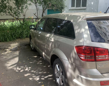 Бежевий Додж Джорні, об'ємом двигуна 2 л та пробігом 249 тис. км за 7000 $, фото 1 на Automoto.ua