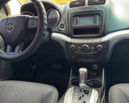 Черный Додж Джорни, объемом двигателя 2.4 л и пробегом 310 тыс. км за 9700 $, фото 10 на Automoto.ua