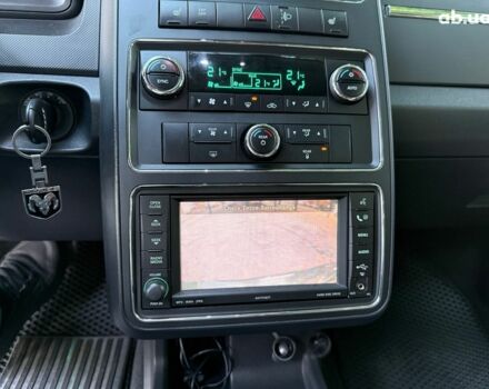 Черный Додж Джорни, объемом двигателя 2 л и пробегом 230 тыс. км за 8790 $, фото 13 на Automoto.ua