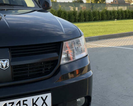 Черный Додж Джорни, объемом двигателя 2 л и пробегом 256 тыс. км за 9800 $, фото 13 на Automoto.ua