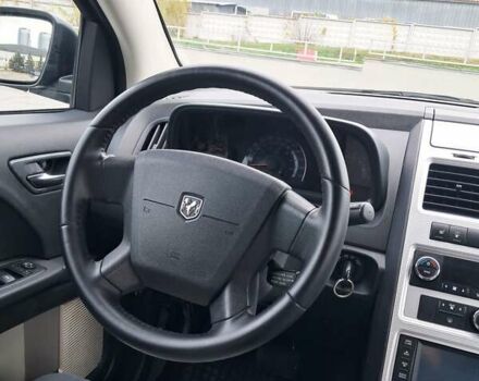 Черный Додж Джорни, объемом двигателя 2.74 л и пробегом 230 тыс. км за 6700 $, фото 6 на Automoto.ua