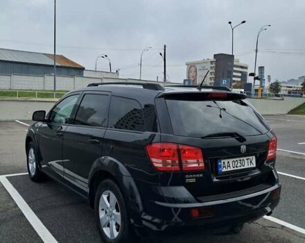 Черный Додж Джорни, объемом двигателя 2.74 л и пробегом 230 тыс. км за 6700 $, фото 3 на Automoto.ua