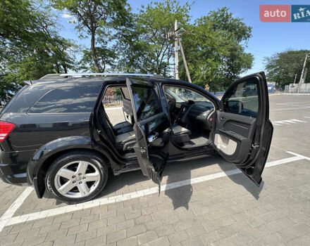 Черный Додж Джорни, объемом двигателя 2 л и пробегом 186 тыс. км за 9000 $, фото 10 на Automoto.ua