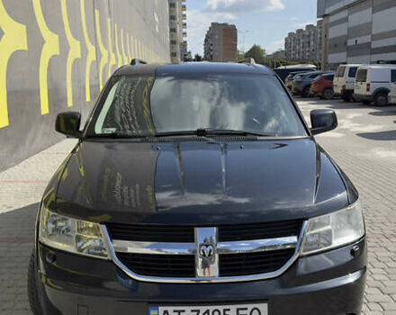 Черный Додж Джорни, объемом двигателя 2 л и пробегом 300 тыс. км за 7700 $, фото 2 на Automoto.ua