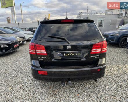 Черный Додж Джорни, объемом двигателя 1.97 л и пробегом 300 тыс. км за 7700 $, фото 10 на Automoto.ua