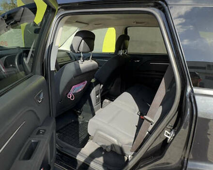 Черный Додж Джорни, объемом двигателя 2 л и пробегом 300 тыс. км за 7700 $, фото 11 на Automoto.ua