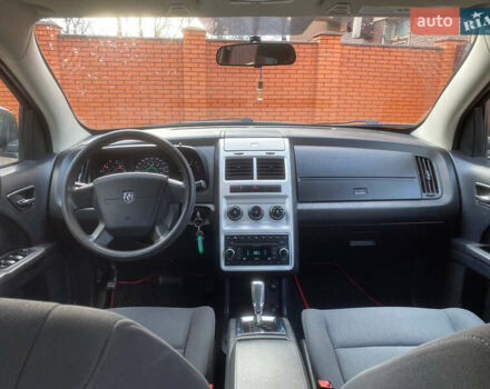 Черный Додж Джорни, объемом двигателя 2.4 л и пробегом 211 тыс. км за 8999 $, фото 2 на Automoto.ua