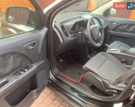 Черный Додж Джорни, объемом двигателя 2.4 л и пробегом 211 тыс. км за 8999 $, фото 18 на Automoto.ua