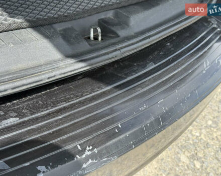 Черный Додж Джорни, объемом двигателя 2.4 л и пробегом 244 тыс. км за 10200 $, фото 10 на Automoto.ua