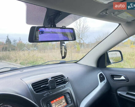 Черный Додж Джорни, объемом двигателя 2.36 л и пробегом 260 тыс. км за 8500 $, фото 15 на Automoto.ua