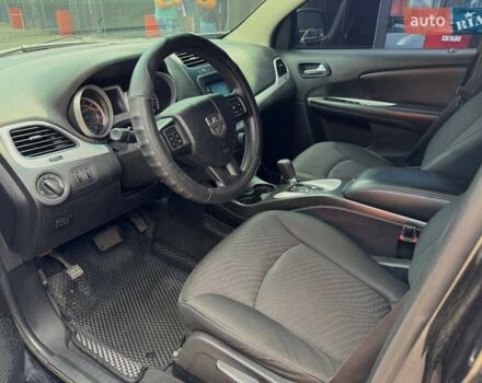 Черный Додж Джорни, объемом двигателя 2.4 л и пробегом 305 тыс. км за 8700 $, фото 12 на Automoto.ua
