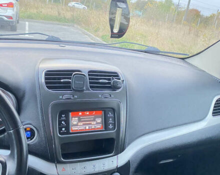 Черный Додж Джорни, объемом двигателя 2.36 л и пробегом 260 тыс. км за 8500 $, фото 17 на Automoto.ua