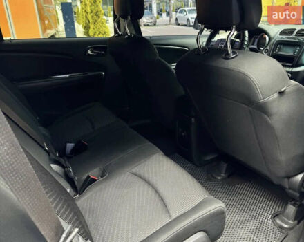 Чорний Додж Джорні, об'ємом двигуна 2.36 л та пробігом 310 тис. км за 9000 $, фото 9 на Automoto.ua