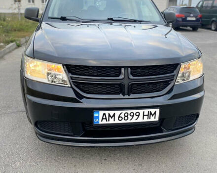 Черный Додж Джорни, объемом двигателя 2.36 л и пробегом 260 тыс. км за 8500 $, фото 1 на Automoto.ua