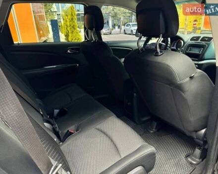 Черный Додж Джорни, объемом двигателя 2.4 л и пробегом 305 тыс. км за 8700 $, фото 14 на Automoto.ua