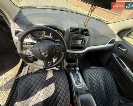 Черный Додж Джорни, объемом двигателя 2.4 л и пробегом 244 тыс. км за 10200 $, фото 7 на Automoto.ua