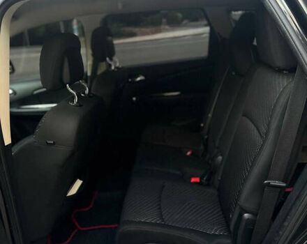 Черный Додж Джорни, объемом двигателя 2.4 л и пробегом 154 тыс. км за 8900 $, фото 6 на Automoto.ua