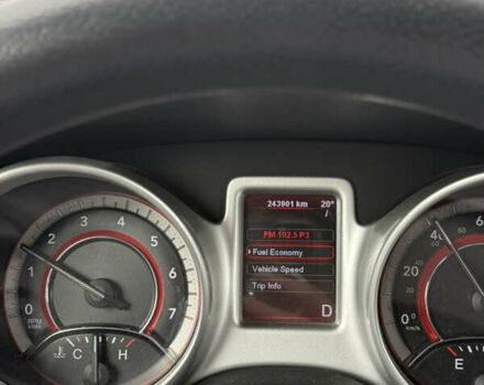 Черный Додж Джорни, объемом двигателя 2.4 л и пробегом 244 тыс. км за 10200 $, фото 9 на Automoto.ua