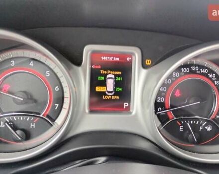 Черный Додж Джорни, объемом двигателя 2.36 л и пробегом 148 тыс. км за 8300 $, фото 10 на Automoto.ua