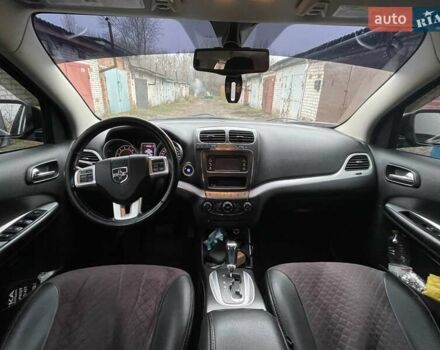 Чорний Додж Джорні, об'ємом двигуна 2.36 л та пробігом 315 тис. км за 10200 $, фото 12 на Automoto.ua