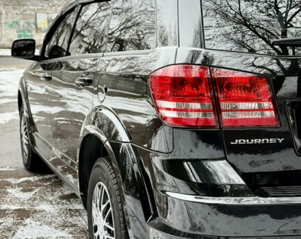 Черный Додж Джорни, объемом двигателя 2.36 л и пробегом 230 тыс. км за 9500 $, фото 7 на Automoto.ua