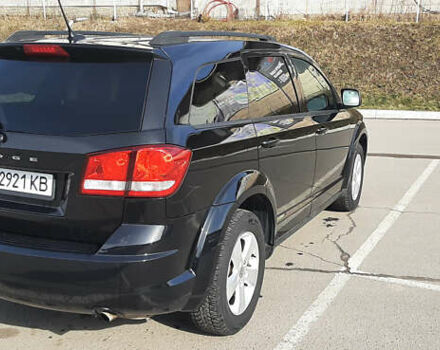 Черный Додж Джорни, объемом двигателя 2.4 л и пробегом 249 тыс. км за 9600 $, фото 6 на Automoto.ua